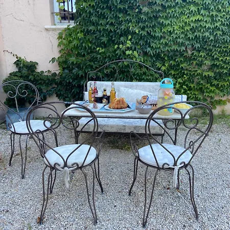 Le Balcon De Roxane Holiday home *