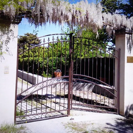 Le Balcon De Roxane *
